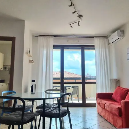 With Terrace Apartment *